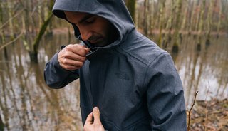 De Apex Flex FUTURELIGHT is water- en winddicht en ademt goed