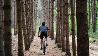 De juiste fietsbroek geeft je meer comfort op de mountainbike