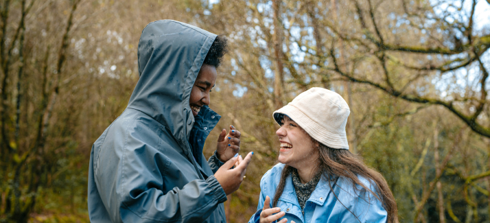 Waterdicht of waterafstotend: wat is het verschil?